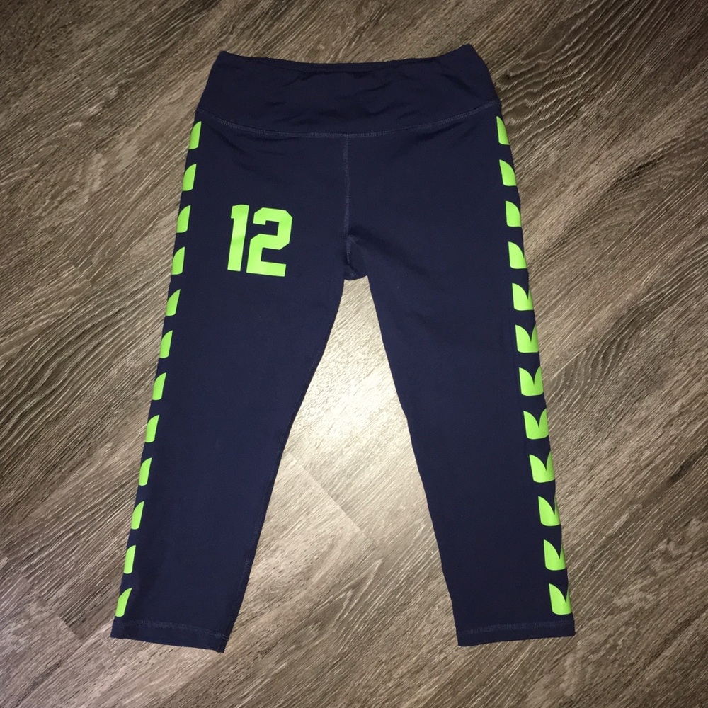 NFL SEAHAWKS CROPPED LEGGINGS
